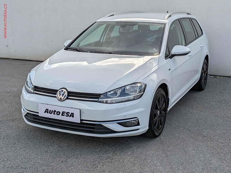 Volkswagen Golf (2018) 2.0 TDi, 1.maj, Join, navi - fotka 3 z 16
