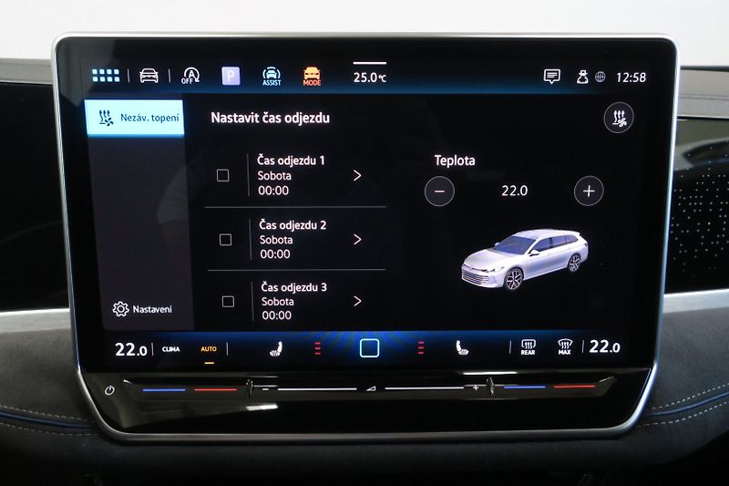 Volkswagen Passat Variant (2024) R-Line 2,0TDI 142kW 4M Nez.Top - fotka 31 z 50