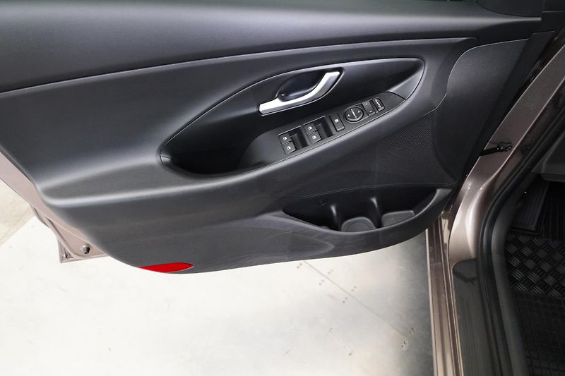 Hyundai i30 - fotka 12 z 28