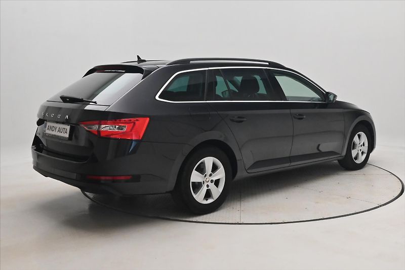 Škoda Superb 2,0 TDI 110kW DSG Clever Záruk - fotka 5 z 30