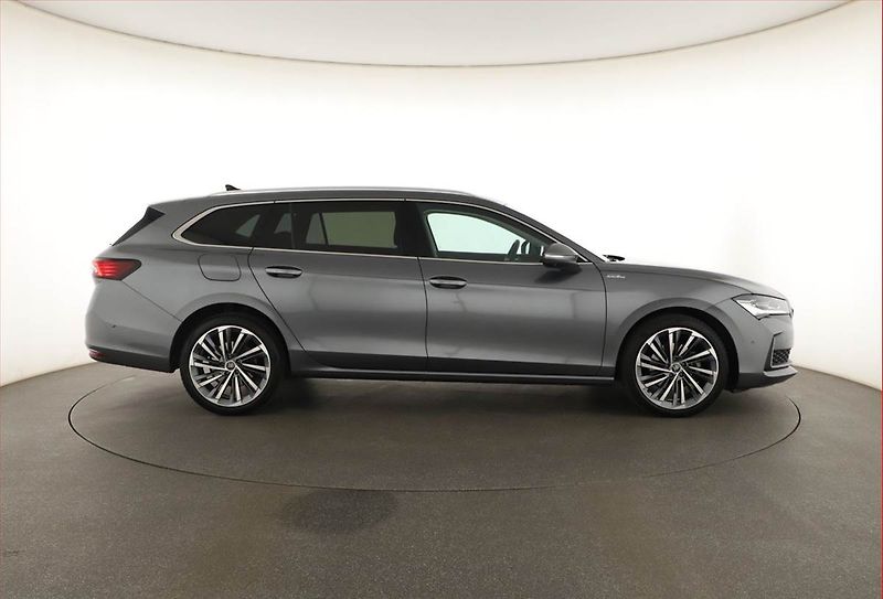 Škoda Superb (2025) 2.0 TDI, Lautrin&Klement - fotka 6 z 21