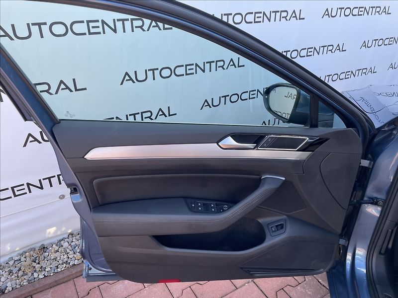 Volkswagen Passat 2,0 TDi,140kW,DSG,ČR - fotka 21 z 25