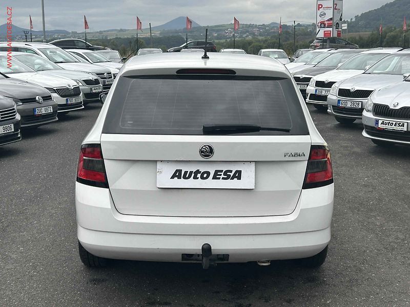 Škoda Fabia (2015) 1.4 TDi, ČR, AC, temp - fotka 5 z 15