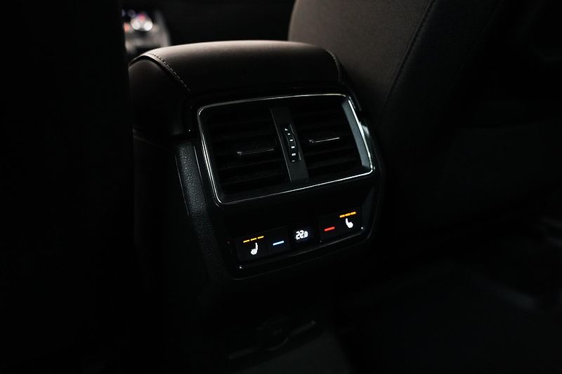 Škoda Karoq - fotka 26 z 29