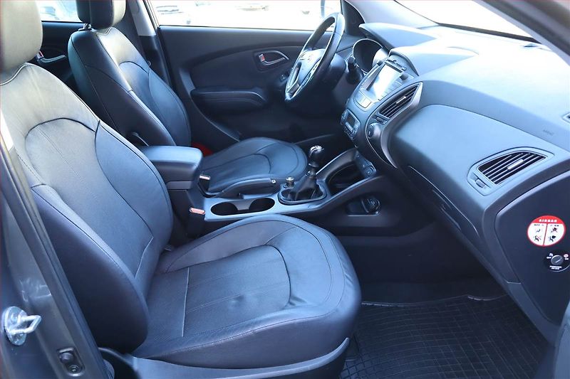 Hyundai ix35 (2014) 2.0 CRDi, 4X4, Serv.kniha - fotka 9 z 23