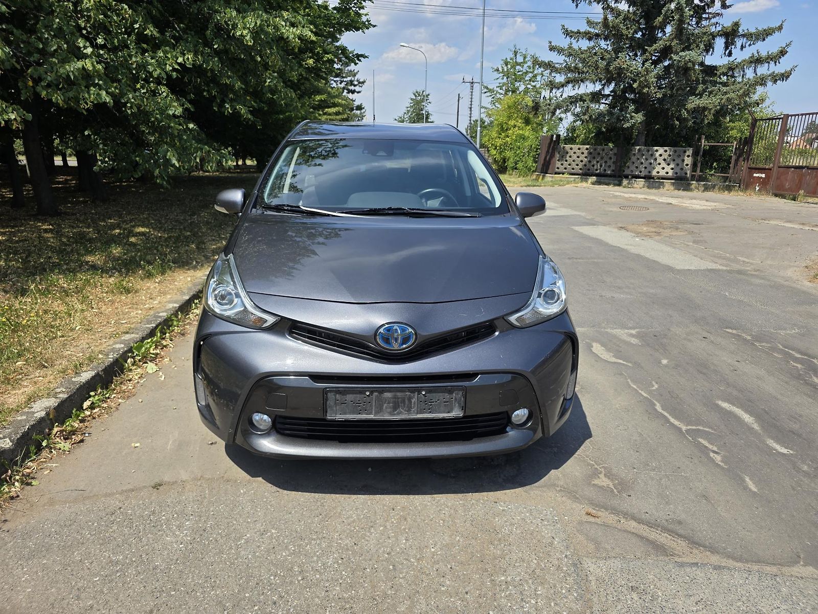 Toyota Prius Toyota Prius plus 2018 Hybrid 