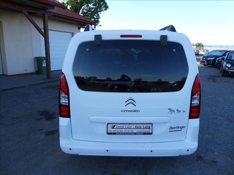 Citroën Berlingo 1,2 PT 81kW Multispace Panoram - fotka 8 z 47