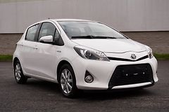 Toyota Yaris 1.5 Hybrid LOUNGE - fotografie inzerátu