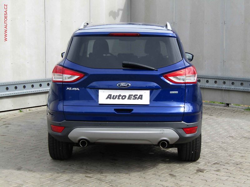 Ford Kuga (2015) 1.5 EB, Navi, xenon - fotka 5 z 22