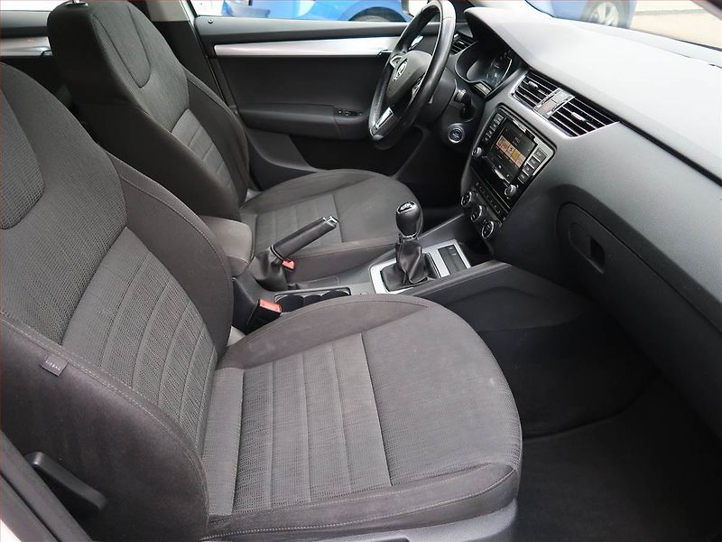 Škoda Octavia (2017) Style 1.6 TDI, Tempomat - fotka 9 z 17