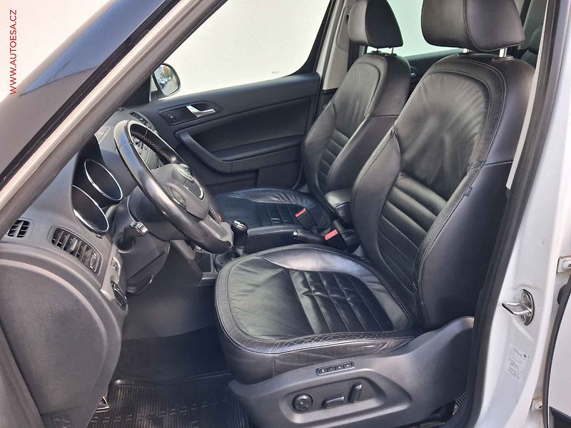 Škoda Yeti (2012) 2.0 TDi, 2.maj, Experience - fotka 9 z 18