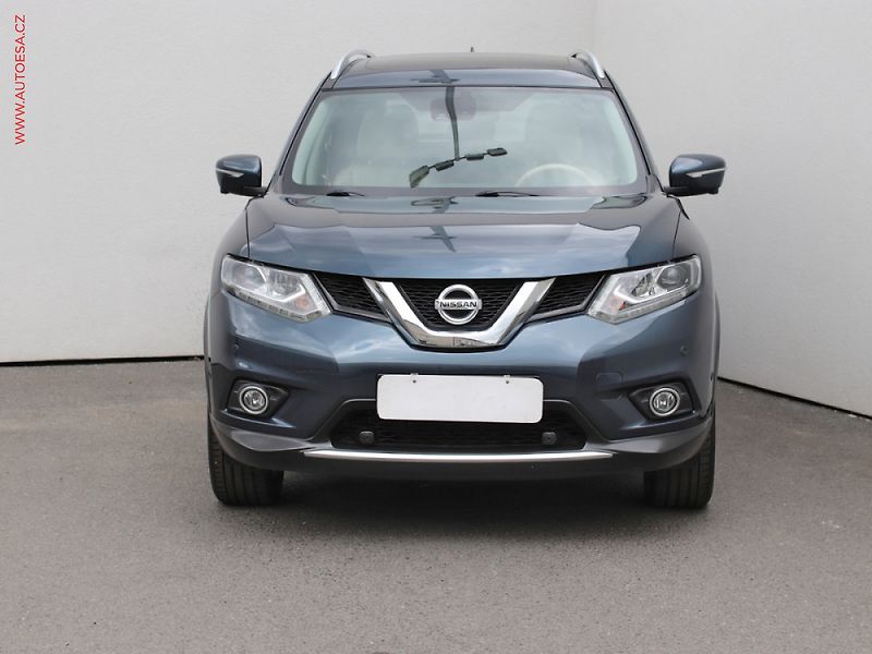 Nissan X-Trail (2015) 1.6 DCi 4x4, Connect - fotka 2 z 3
