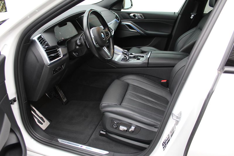 BMW X6 xDrive30d Mpaket CZ DPH - fotka 11 z 26