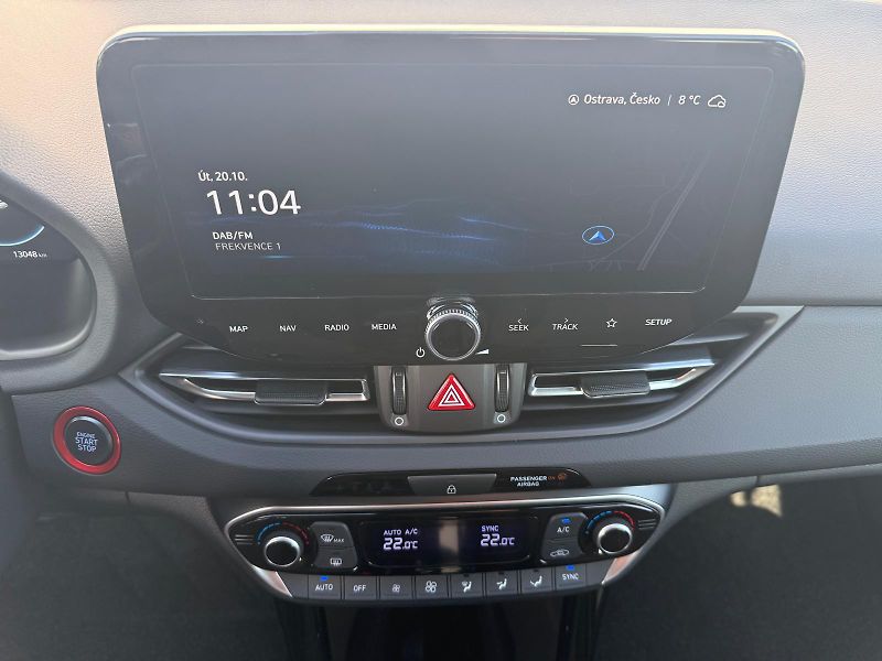 Hyundai i30 1.5 T-GDI MHEV DCT N-Line - fotka 19 z 28