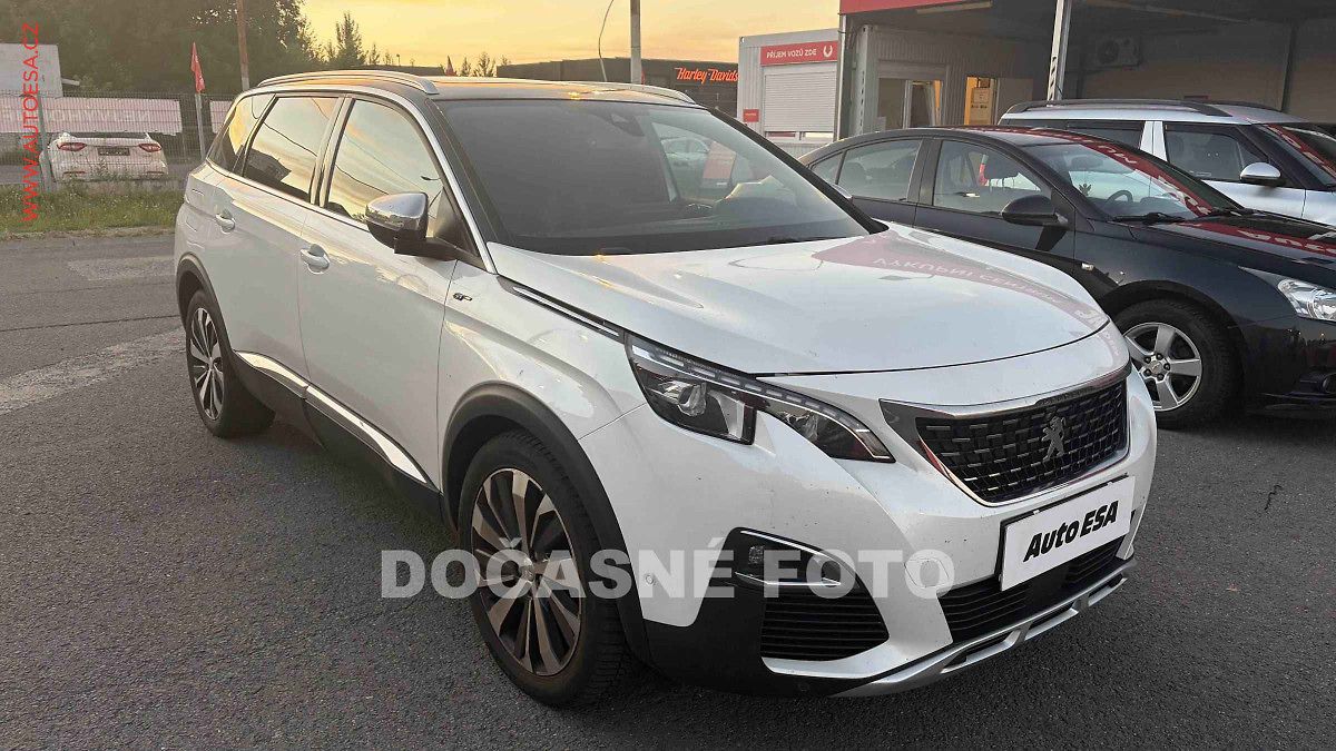Peugeot 5008 2.0HDi, 2.maj,ČR