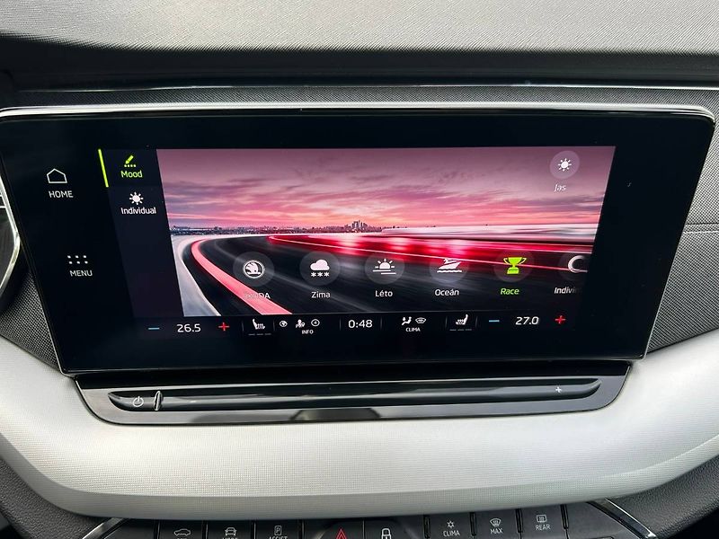 Škoda Octavia (2023) 2.0TDI DSG 110 kW TAŽNÉ Head U - fotka 20 z 35