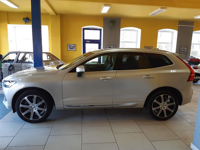 Volvo XC60 2.0d B4 AWD 145KW INSCRIPTION - fotka 4 z 28