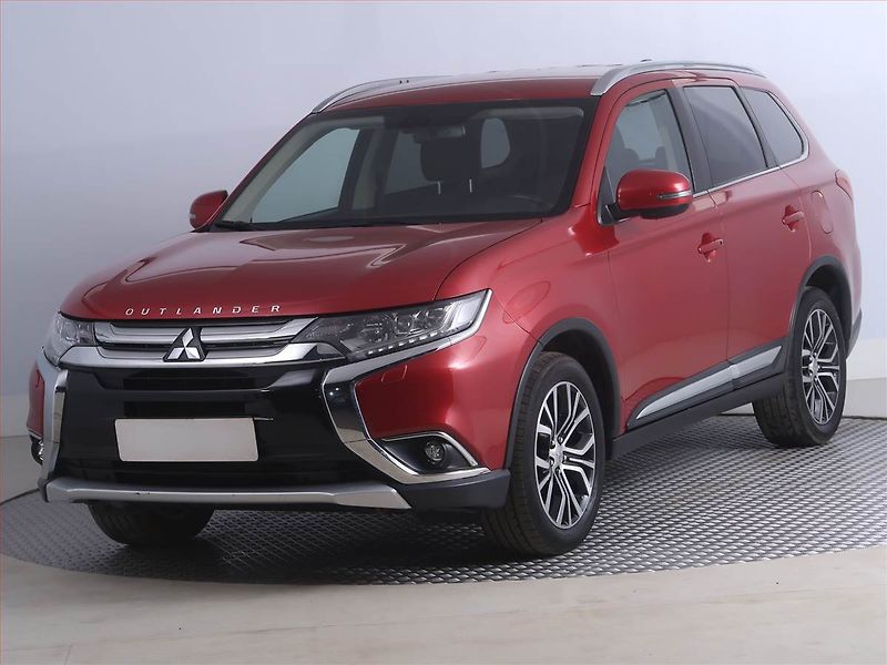 Mitsubishi Outlander (2019) Intense 2.0, LPG, 4X4 - fotka 2 z 22