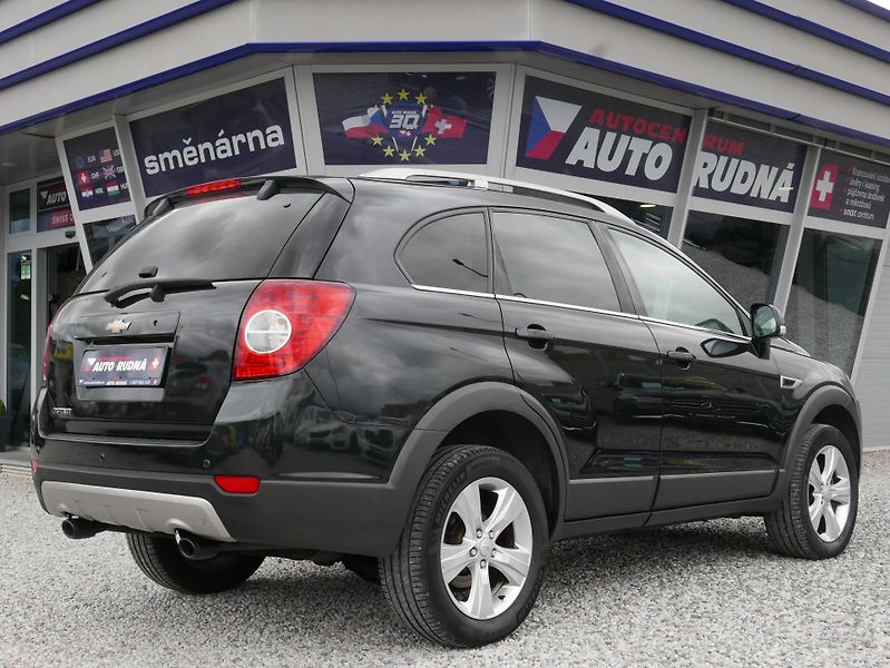 Chevrolet Captiva 2,2 Td 120kW Navi REZERVACE - fotka 9 z 35