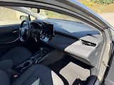 Toyota Corolla 1,5i 92kW automat  - náhled 13