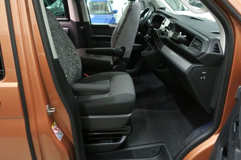 Volkswagen T6.1 (2023) California 2.0TDI 110kW Beach - fotka 32 z 50