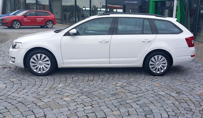 Škoda Octavia 1.4 TSI Ambition 103kW - fotka 7 z 26