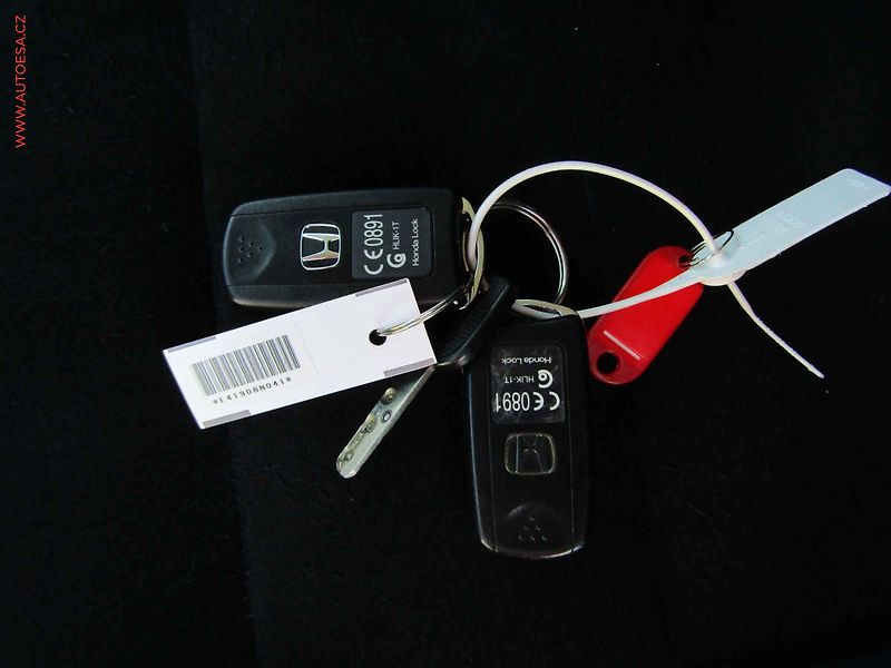 Honda CR-V (2012) 2.2 CiTD 4x4, ČR, servis - fotka 18 z 18
