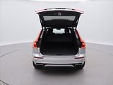 Volvo XC60 2.0 B4 145kW R-Design CZ Aut. - náhled 9