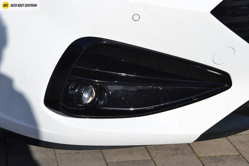 Hyundai i30 WG 1,5I MT SMART FAMILY NAVI F - fotka 8 z 51