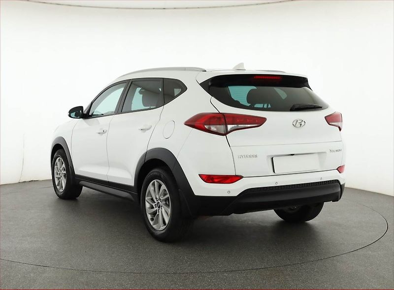 Hyundai Tucson (2016) 1.7 CRDi, Automat, Serv.kniha - fotka 4 z 17