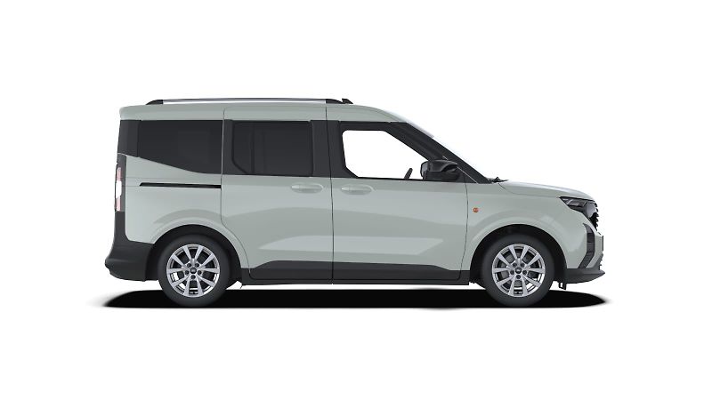 Ford Tourneo Courier (2026) Titanium, Tourneo, 1.0 EcoBoos - fotka 2 z 9