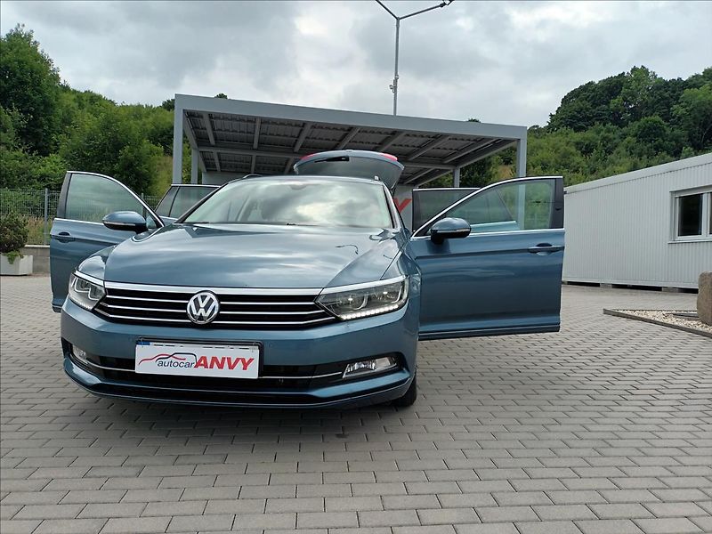 Volkswagen Passat 2,0 TDI,110kw,LED,SERVIS,TAŽNÉ - fotka 44 z 49