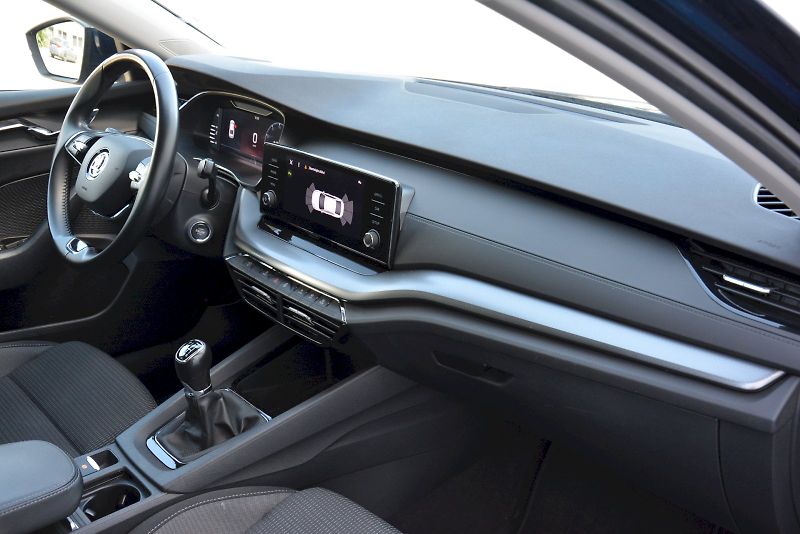 Škoda Octavia (2022) 1.5 TSI Ambition PLUS - fotka 11 z 26