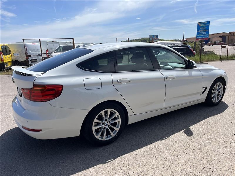 BMW Řada 3 2,0 d GT 135KW MANUÁL 2x KOLA - fotka 5 z 48