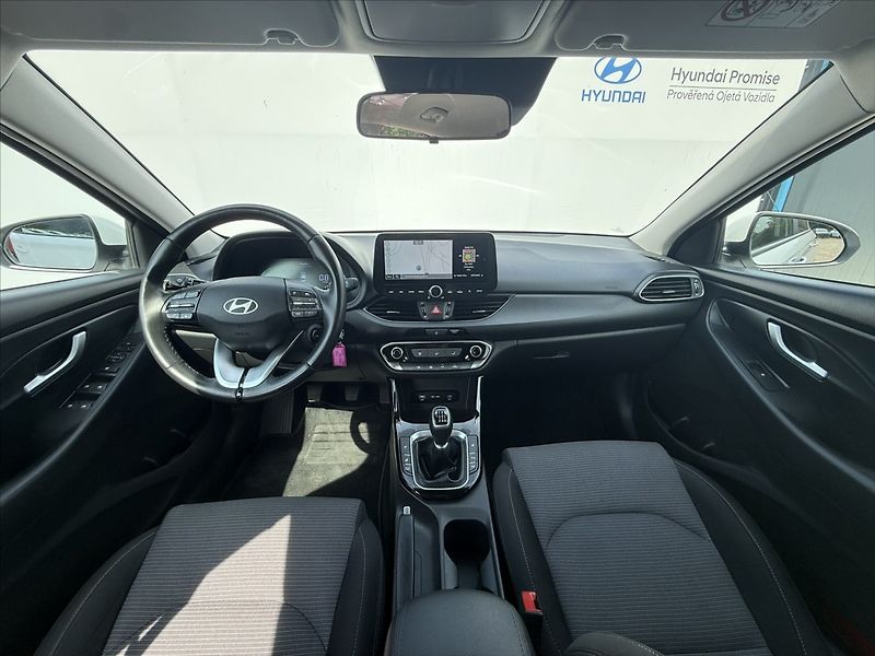 Hyundai i30 1,5 T-GDI 103kW Family - fotka 5 z 23