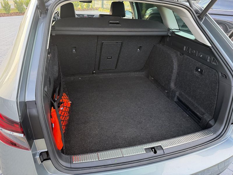 Škoda Superb (2019) L&K/2.0 TDi 140 kw/DSG - fotka 13 z 25