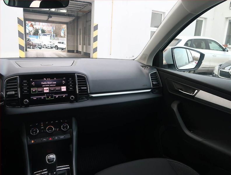 Škoda Karoq (2024) Fresh 1.5 TSI - fotka 8 z 21