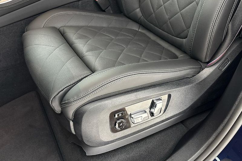 BMW X5 xDrive40d - fotka 7 z 26