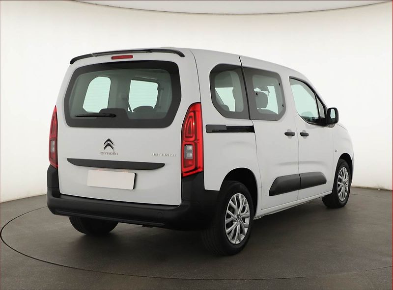 Citroën Berlingo (2022) Live Pack 1.2 PureTech, 5Míst - fotka 5 z 10