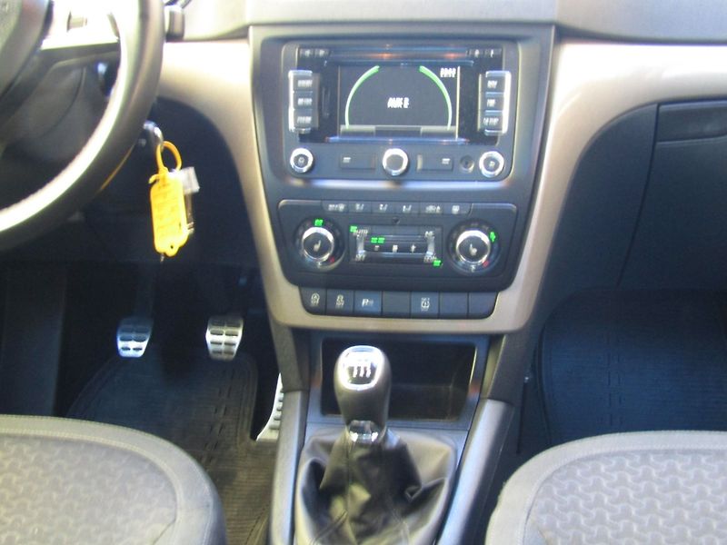 Škoda Yeti (2014) 1.4 TSI 90kW TOP QUALITY - fotka 17 z 36