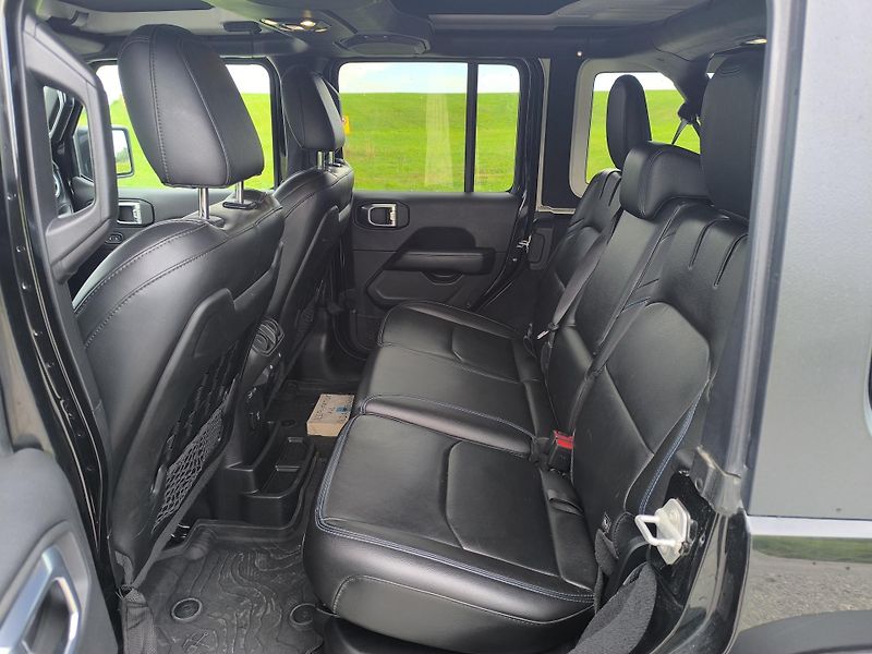 Jeep Wrangler (2022) 2.0 PHEV,4x4,ČR,SERVISN9 KN - fotka 11 z 38