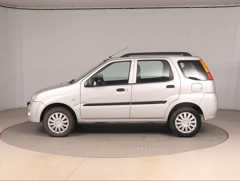Suzuki Ignis (2008) 1.3, Klima, oblíbený vůz - fotka 3 z 14