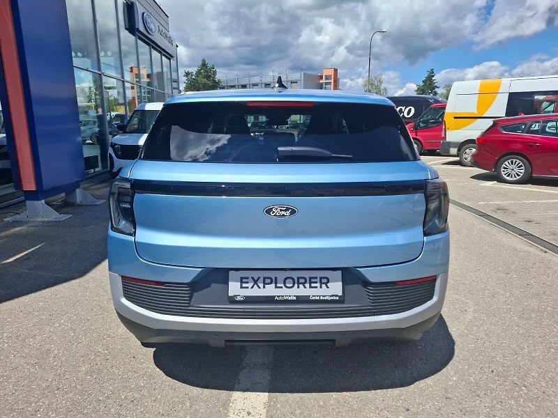 Ford Explorer (2026) Style, SUV, 58 kWh STANDARDNÍ - fotka 4 z 14