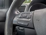 Volkswagen Golf (2012) 2.0TDI 103KW - 2x KOLA - náhled 16