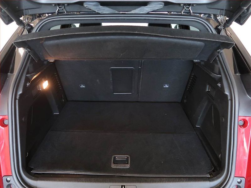 Peugeot 3008 (2023) GT e-Hybrid 225 - fotka 14 z 17