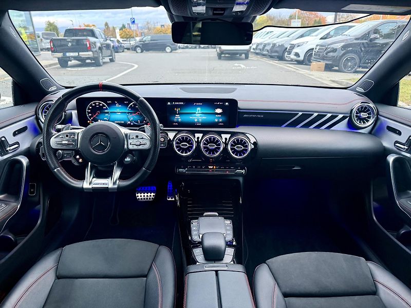 Mercedes-Benz CLA (2020) 45 4MATIC+ kupé - fotka 14 z 46