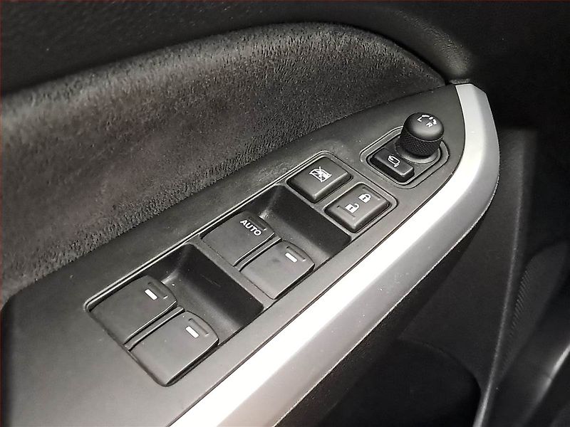 Suzuki Vitara (2015) 1.6 VVT, 4X4, ČR,1.maj - fotka 21 z 21