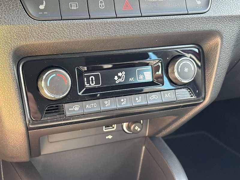 Škoda Fabia (2022) Combi 1.0 TSI Ambition - fotka 13 z 29