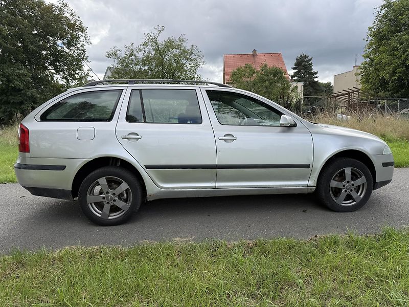 Škoda Octavia (2006) 1.9 TDi 77kw 4x4 kombi - fotka 6 z 19
