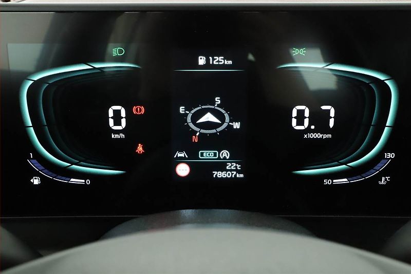 Kia Sportage (2022) 1.6 T-GDI - fotka 13 z 20